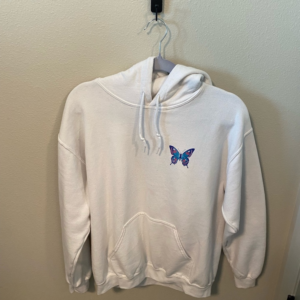 White butterfly hoodie, size S, price is negotiable.
